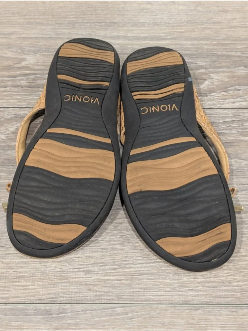 Vionic Bella II Gold Cork Toe-Post Flip Flop Sandals Womens 8.5 Orthotic Comfort